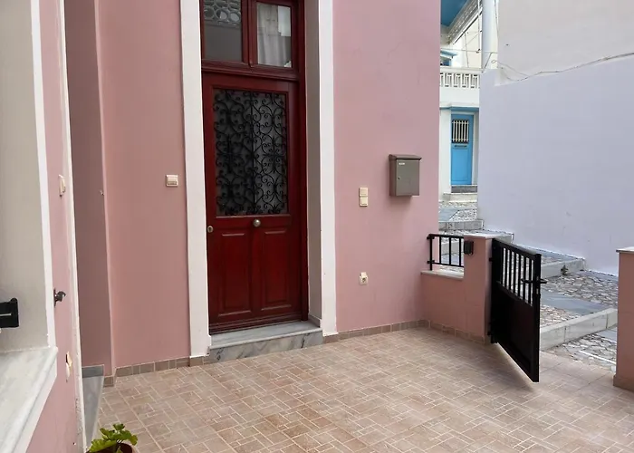 Ermoupolis, Syros City Apartments